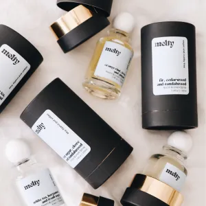 White Tea, Bergamot & Fresh Sage Scented Room & Linen Spray by themelty.co™